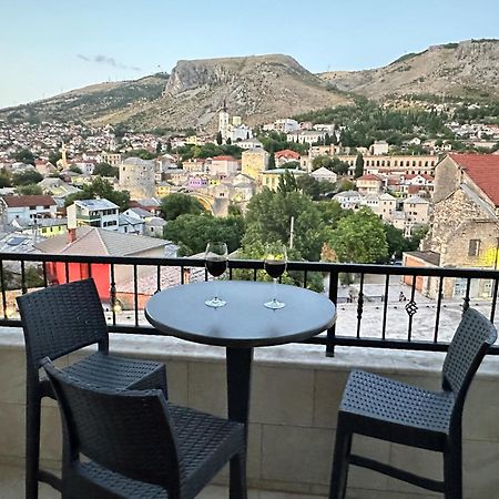 מוסטר Captain'S Luxury Apartments מראה חיצוני תמונה