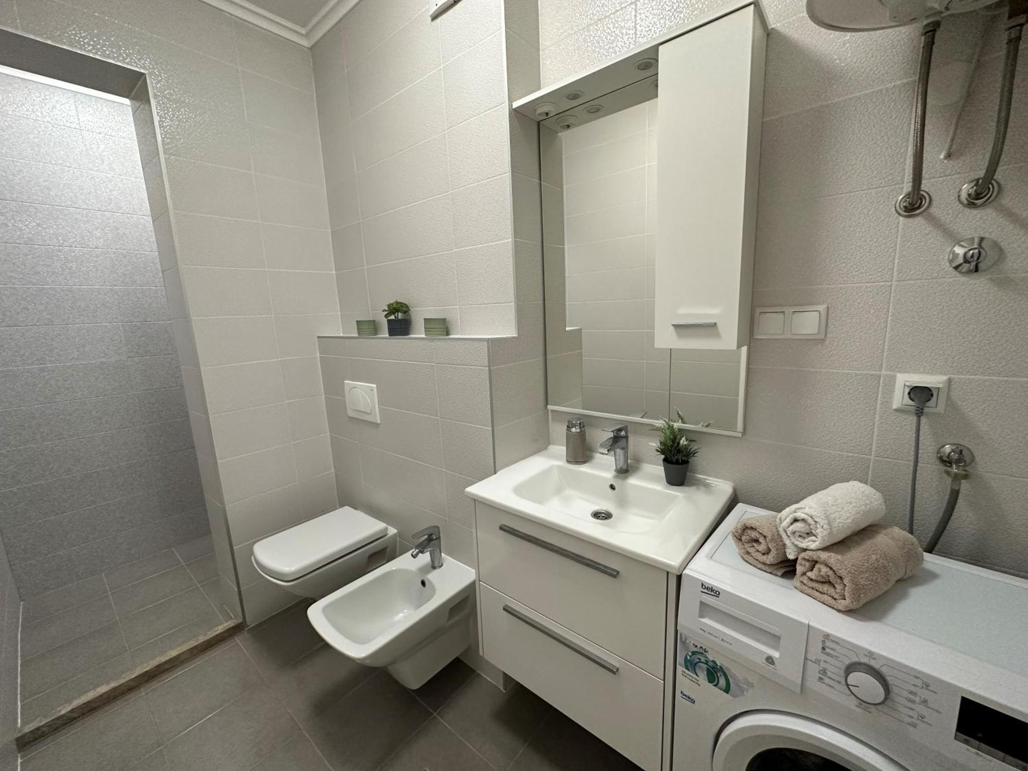 מוסטר Captain'S Luxury Apartments מראה חיצוני תמונה